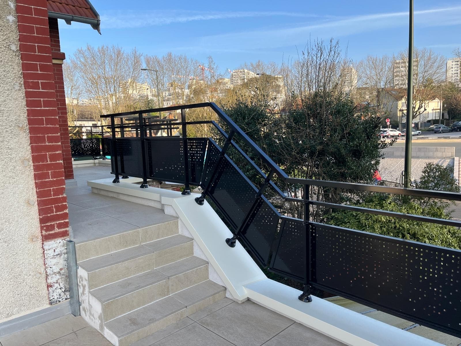 Accès terrasse et escalier finalisé